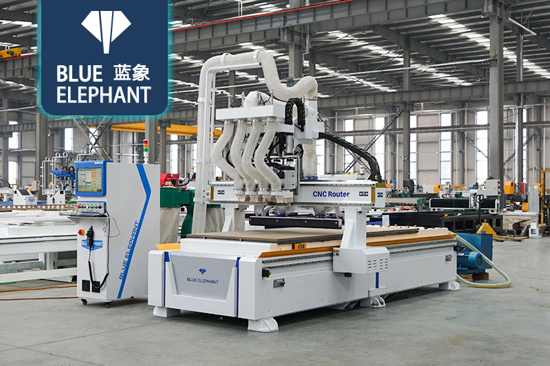 家具數(shù)控開料機